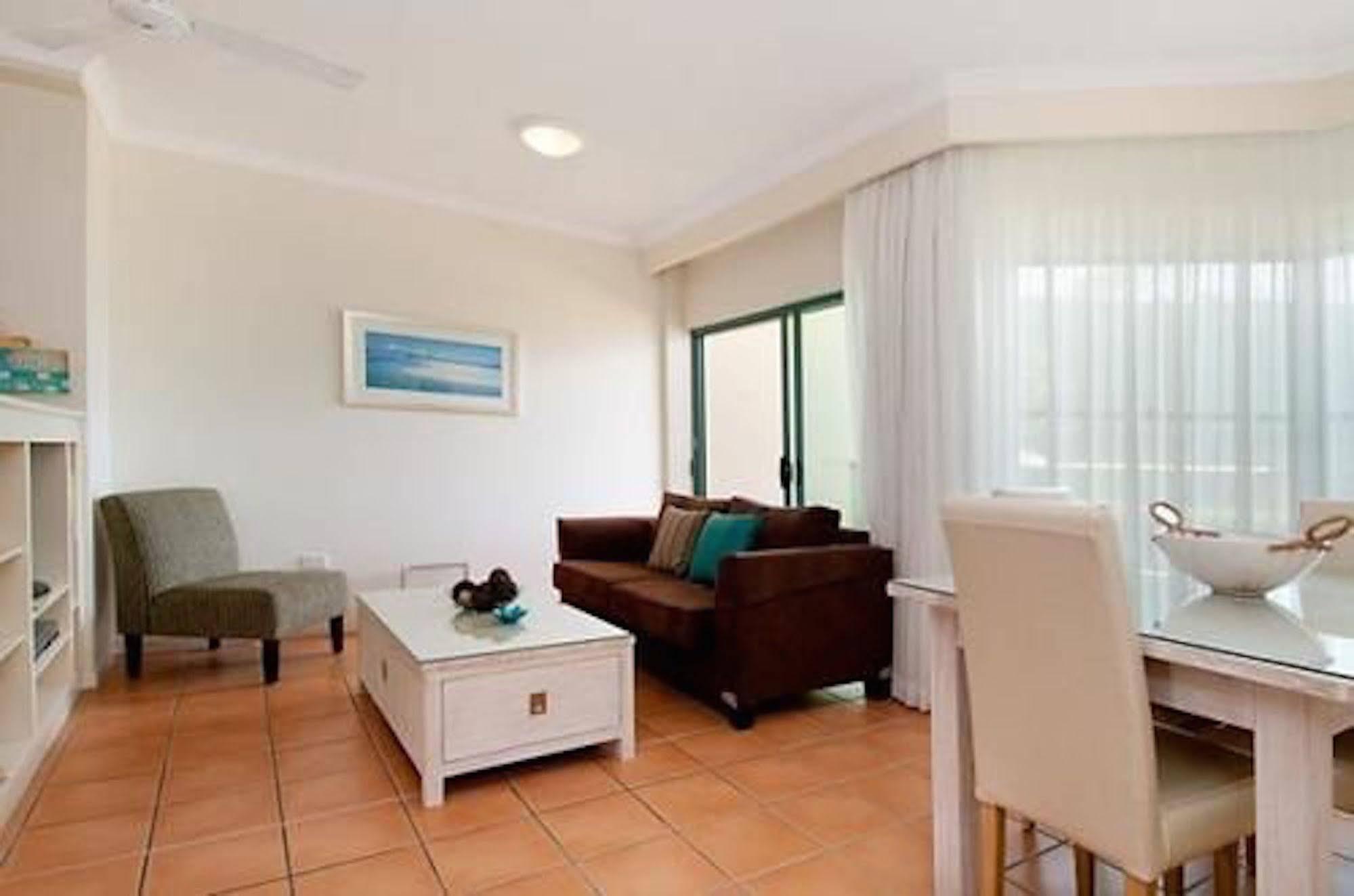 Alex Seaside Resort Alexandra Headland Esterno foto