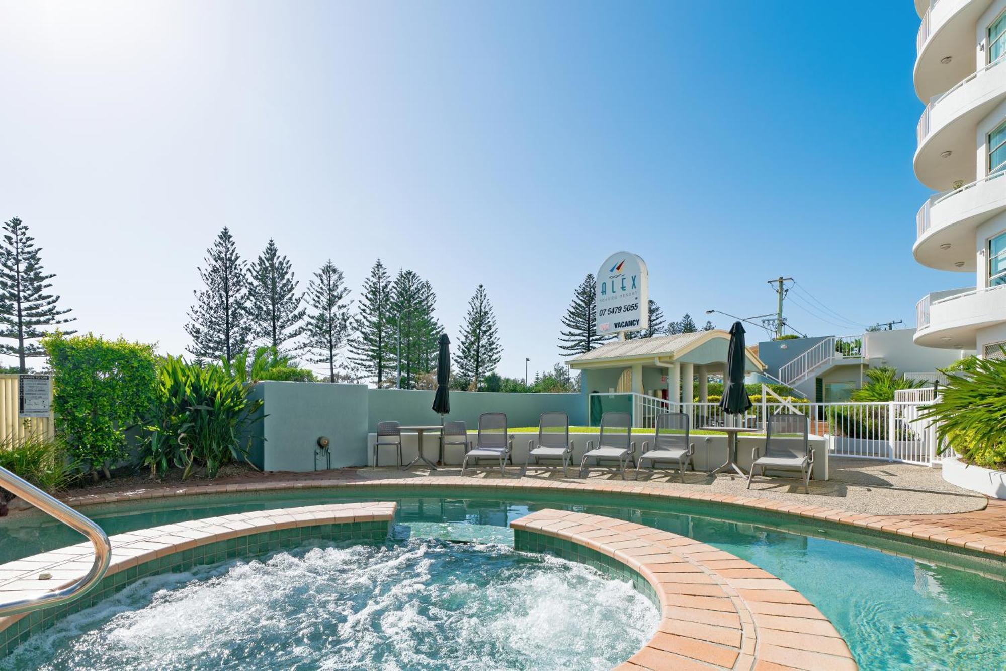 Alex Seaside Resort Alexandra Headland Esterno foto
