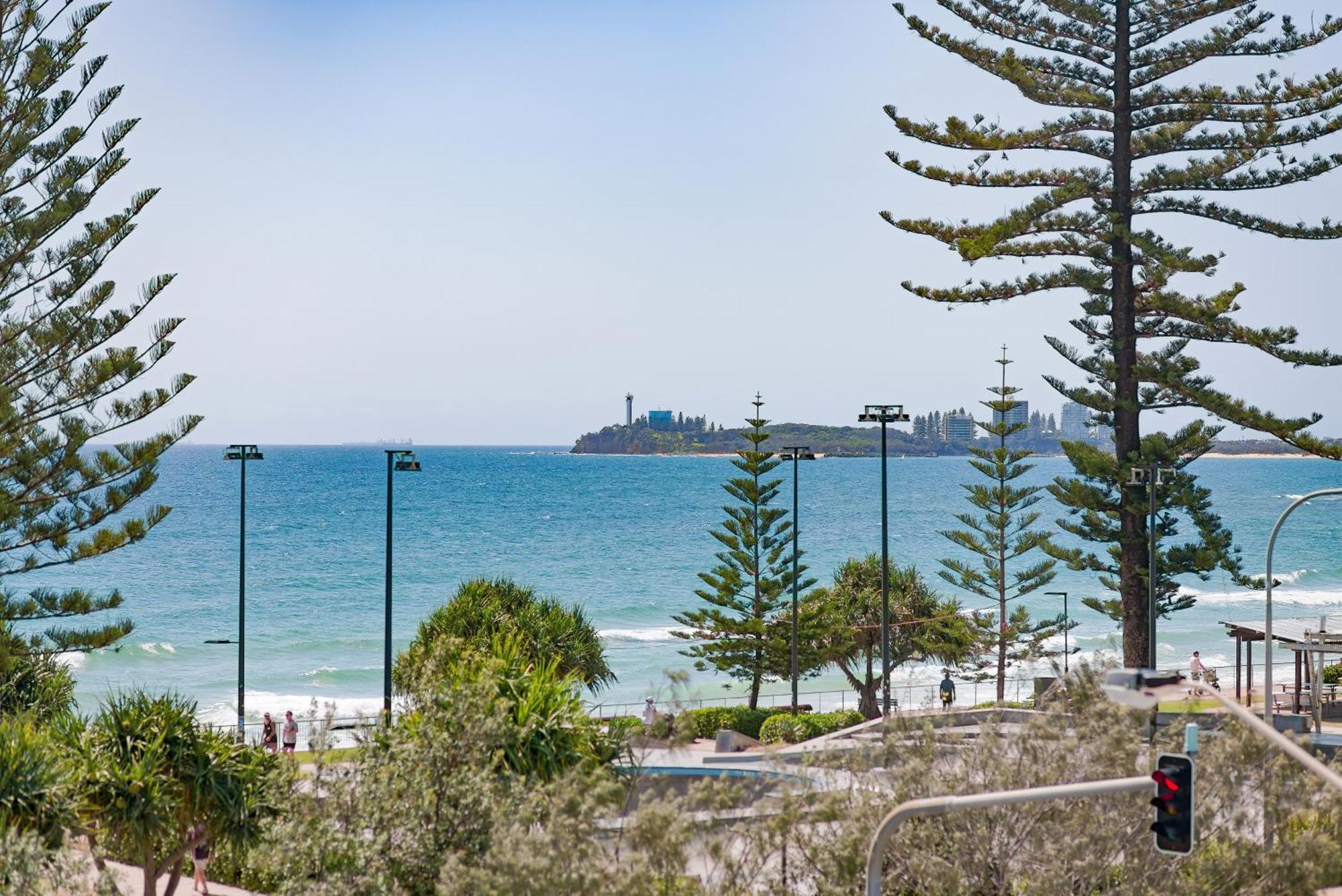 Alex Seaside Resort Alexandra Headland Esterno foto